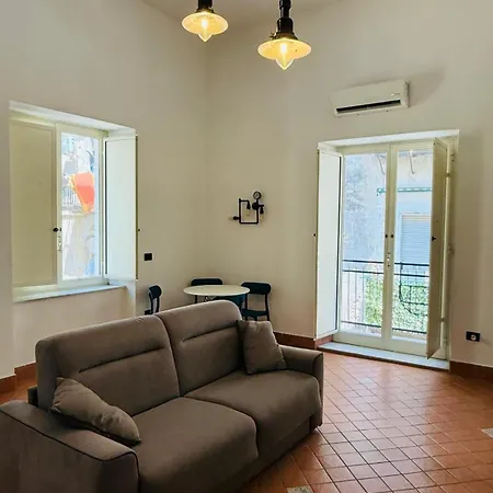 B&B Dimora Paladino 나폴리